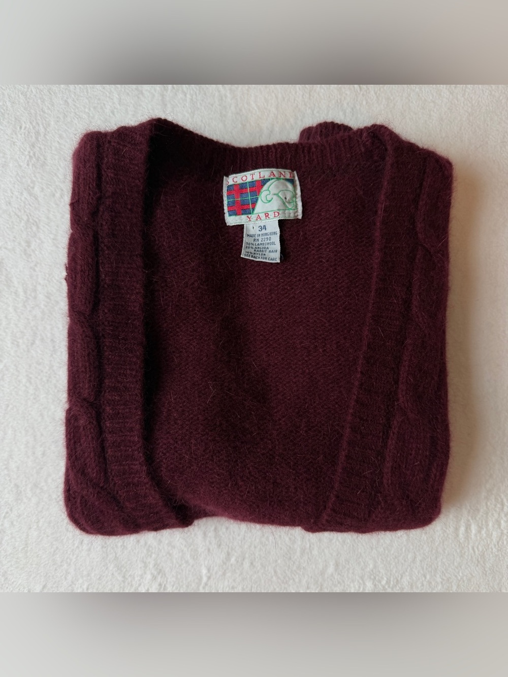 Scotland Yard Burgundy Lambswool Angora Rabbit Vest Maroon Wool Vintage, size 34 - Picture 14 of 16